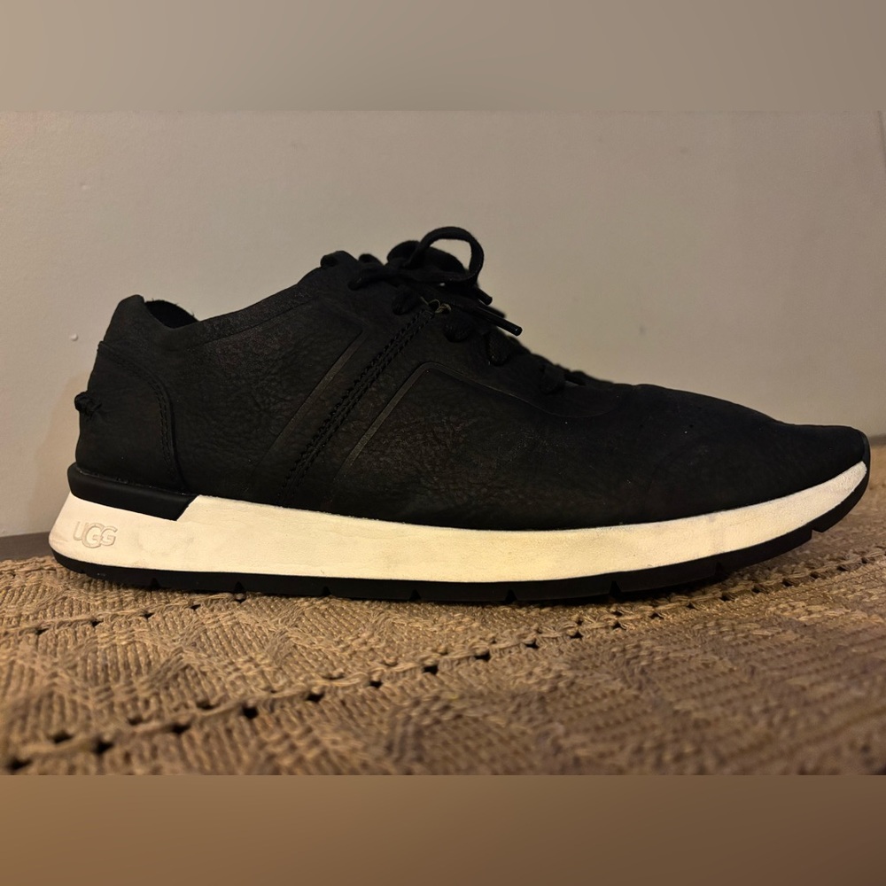 UGG Adaleen Black Nubuck Lace Up Sneakers Women’s 11